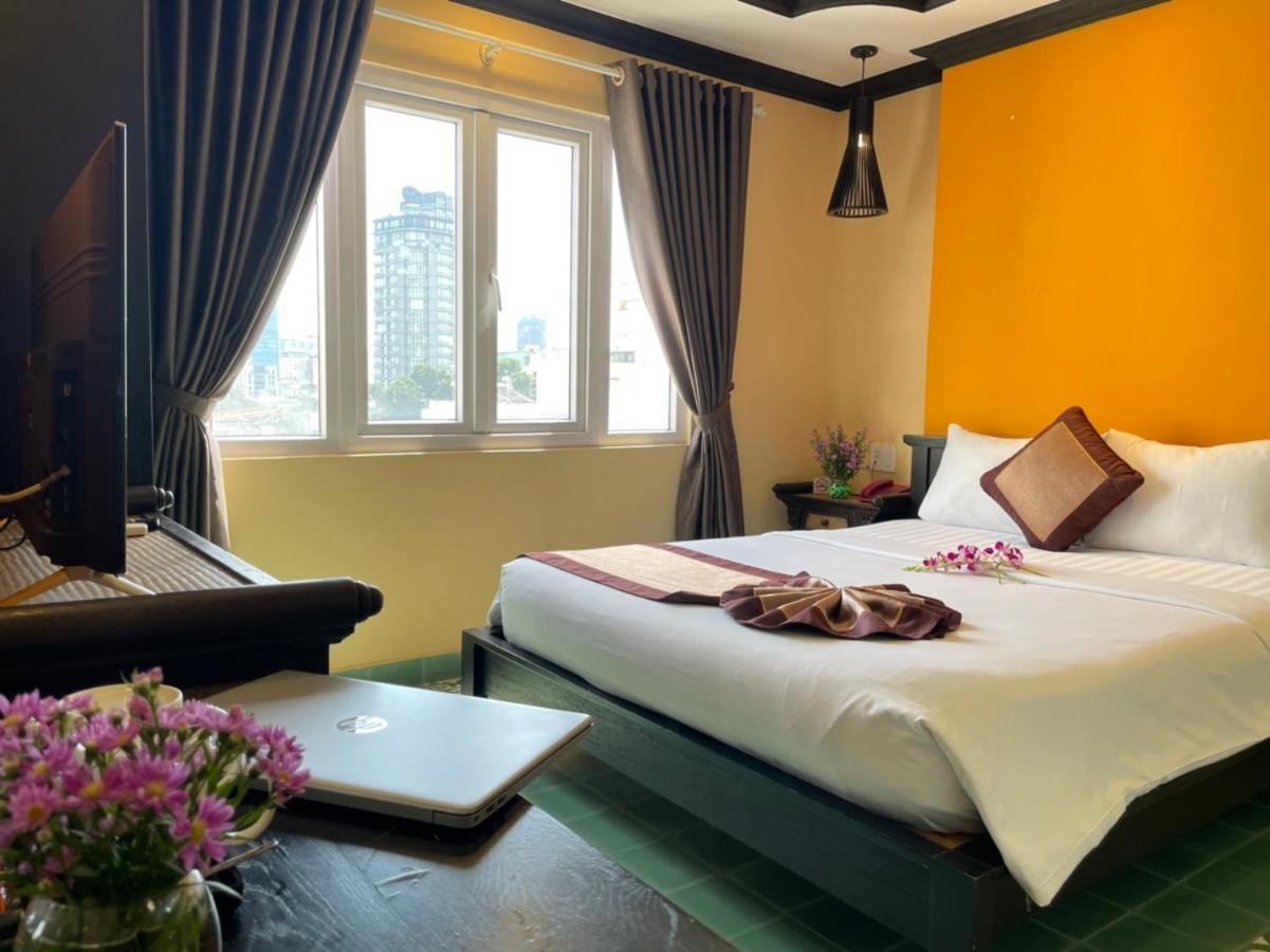 Ipeace Hotel - Bui Vien Walking Street Ho Chi Minh City Exterior photo