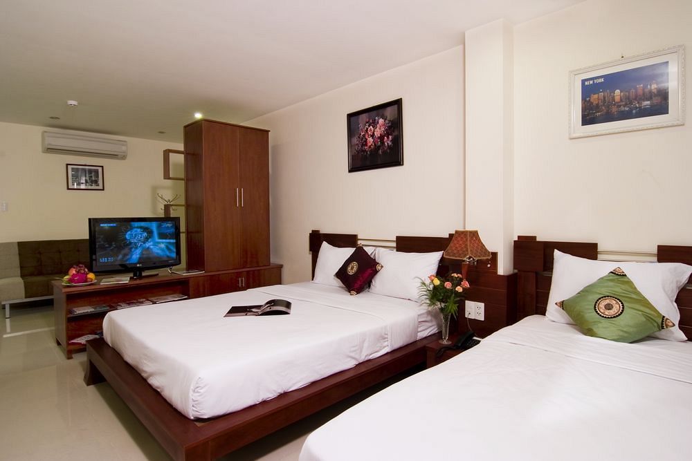 Ipeace Hotel - Bui Vien Walking Street Ho Chi Minh City Exterior photo