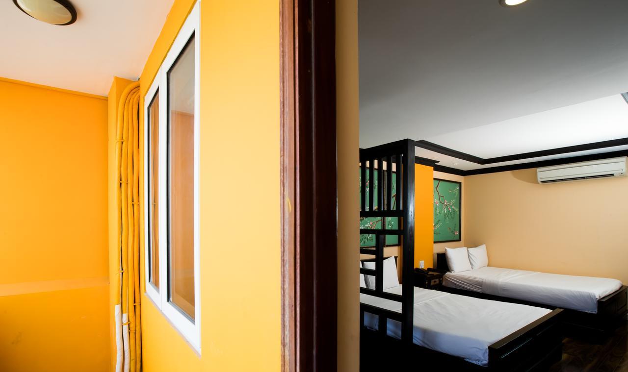 Ipeace Hotel - Bui Vien Walking Street Ho Chi Minh City Exterior photo