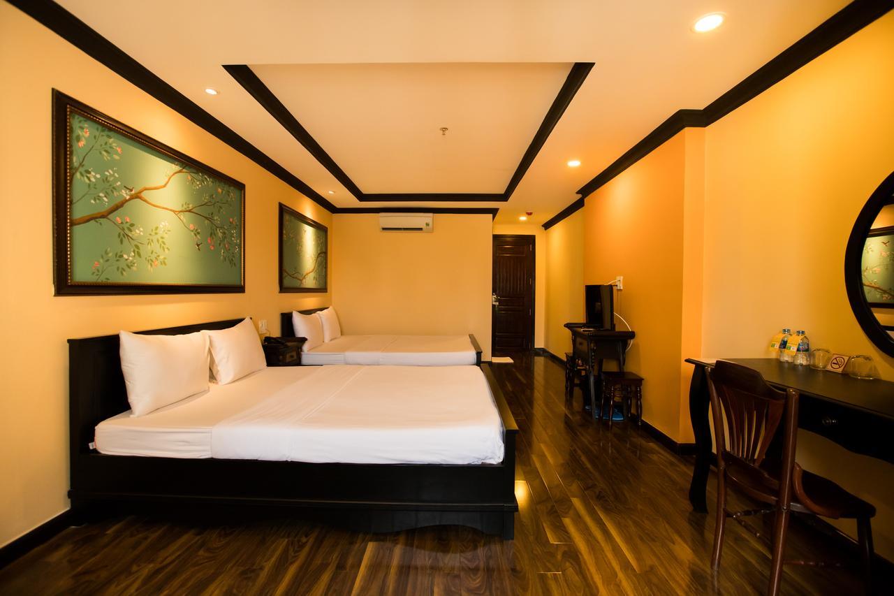 Ipeace Hotel - Bui Vien Walking Street Ho Chi Minh City Exterior photo